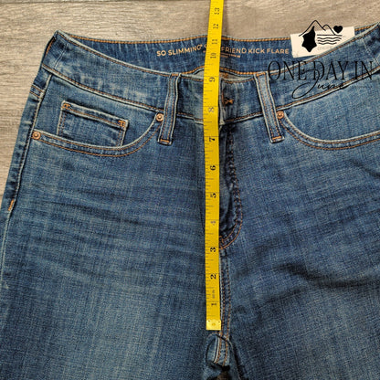Chico's Girlfriend Kick Flare Jeans Size Chico's 00 (2)