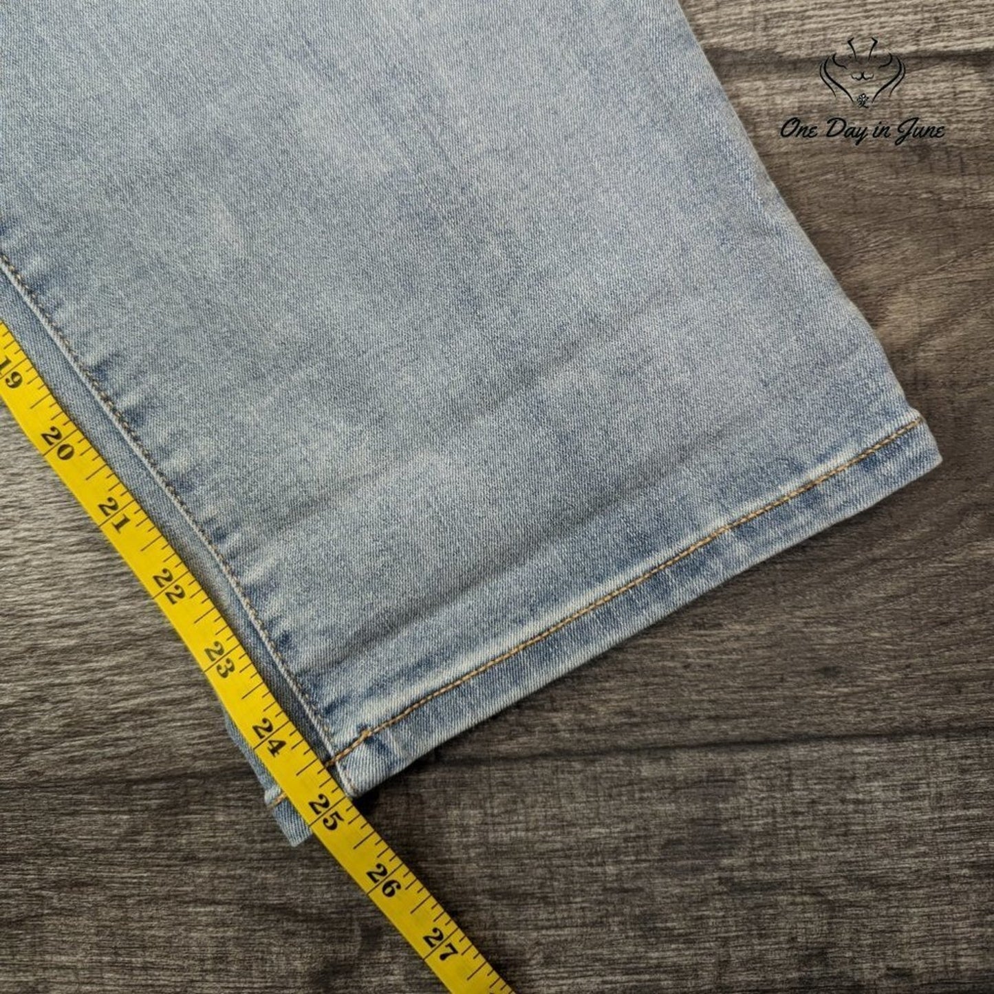 Lane Bryant Mid Rise Boyfriend Capri Jeans Size 14