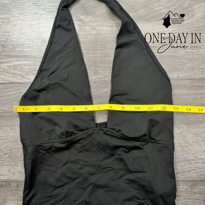Soly Hux Halter Top Size XS
