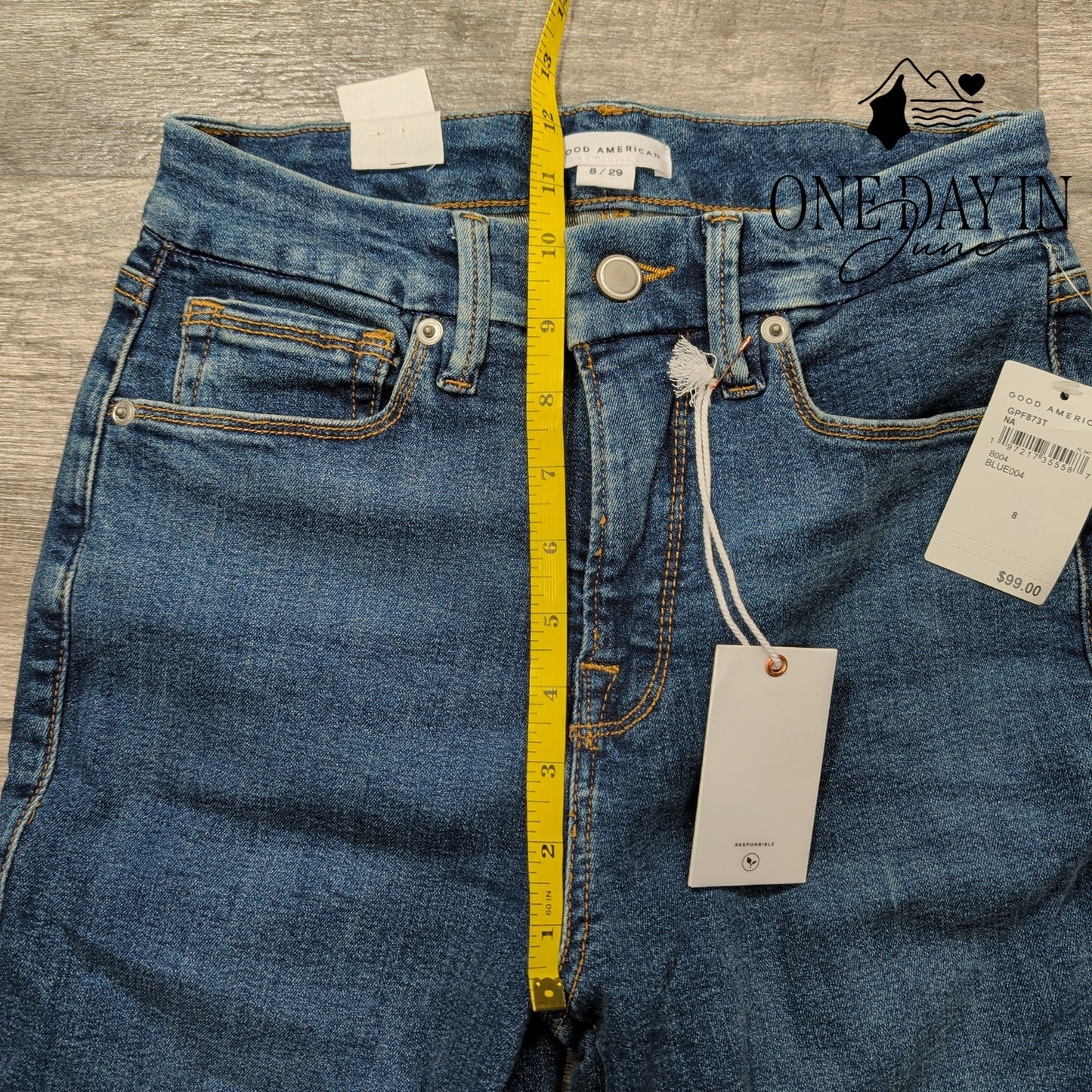 Good American Good Petite Flare Jeans Size 8 (29)