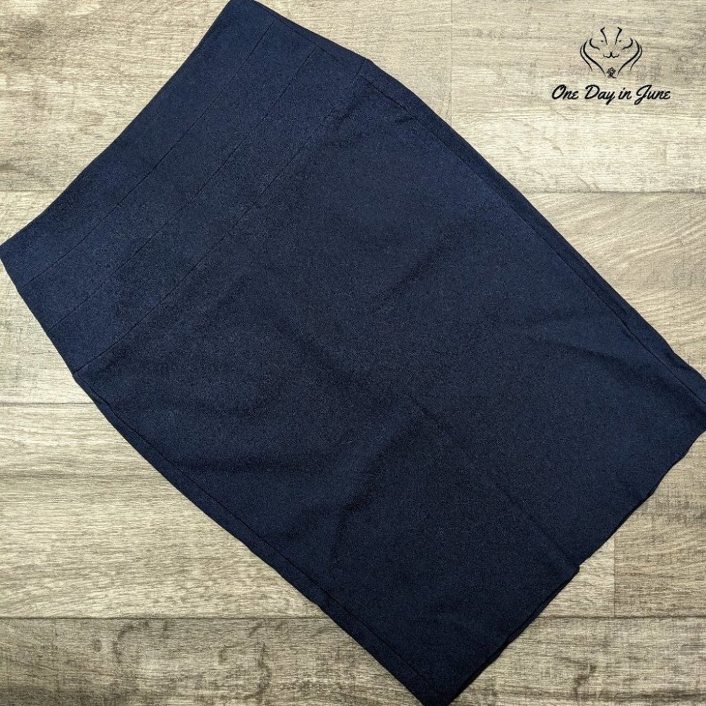 Venus Zip Back Work Midi Skirt Size 6