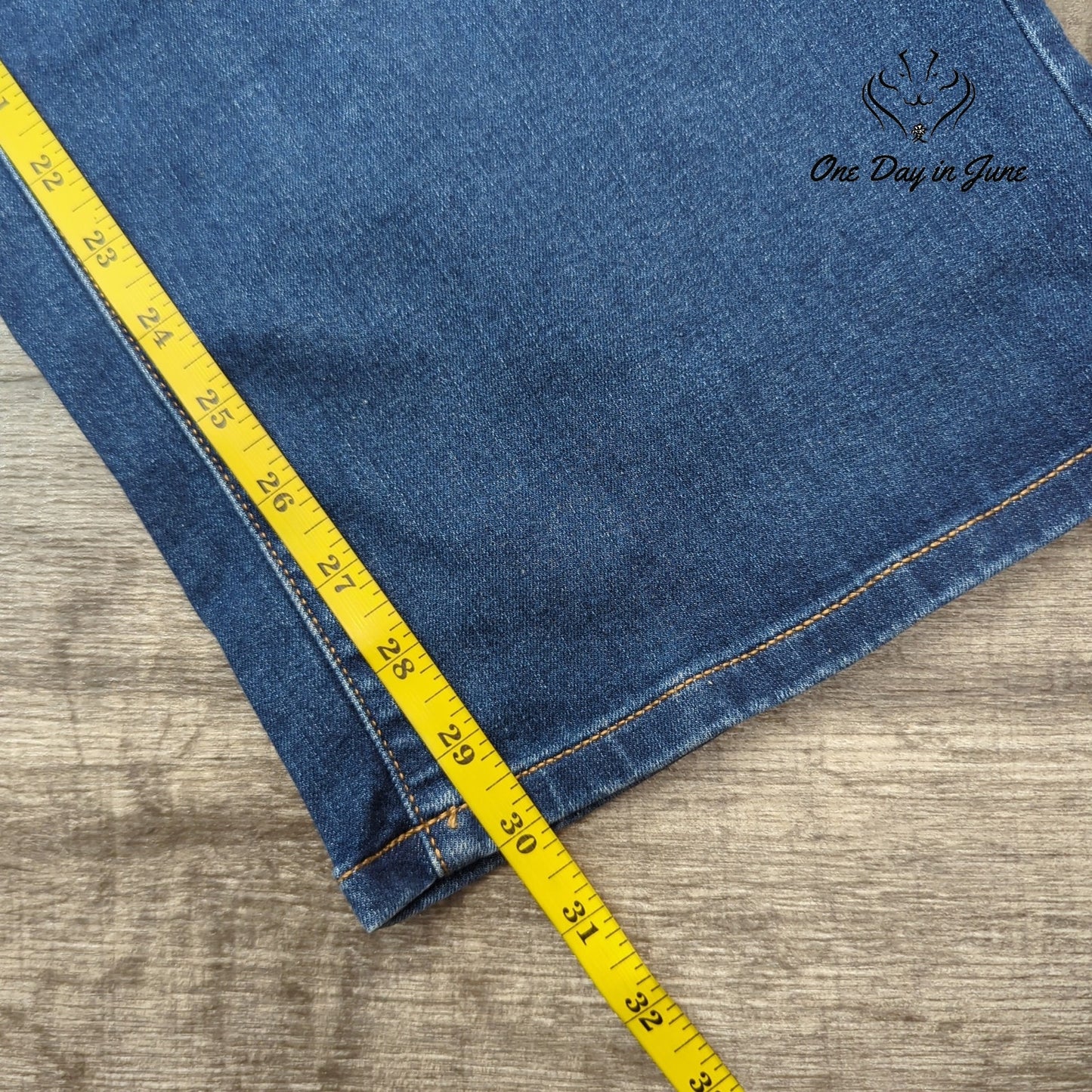 Lane Bryant Plus Size Mid Rise Straight Jeans Size 28