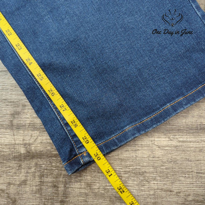 Lane Bryant Plus Size Mid Rise Straight Jeans Size 28