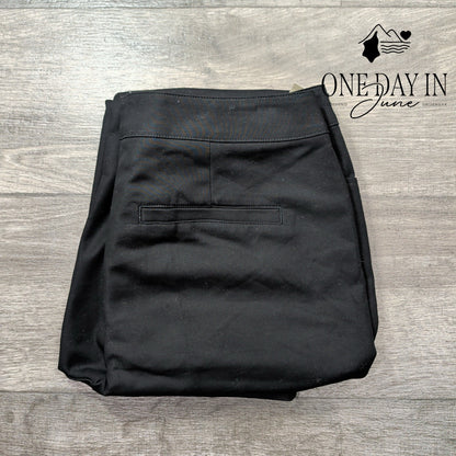 Chico's Fabulously Slimming Crop Pants Size Chico's .5 (6)