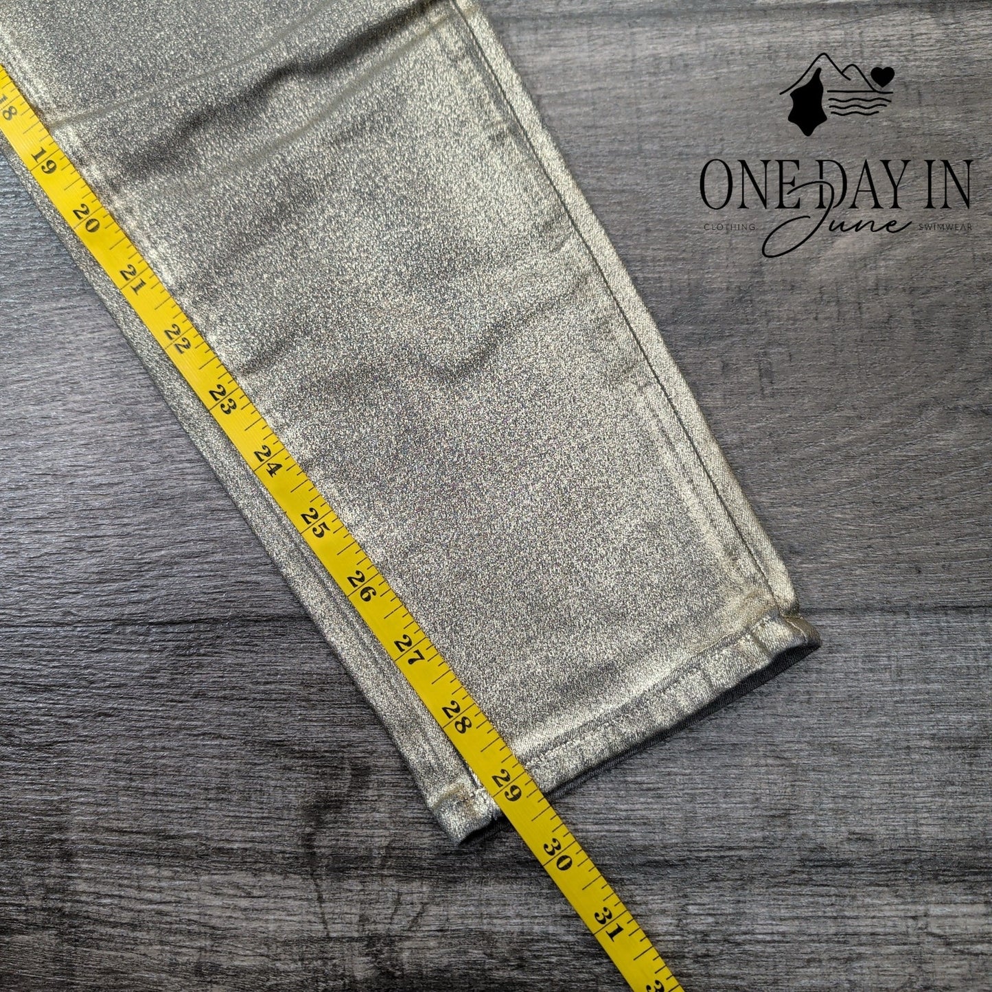 Paige Coated Denim Verdugo Ultra Skinny Jeans Size 10 (30)