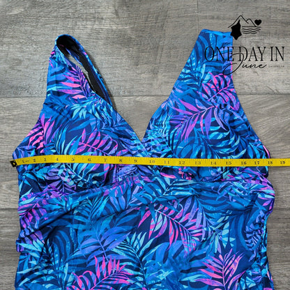 Aqua Eve Plus Size Tropical One Piece Swimsuit Size 20W
