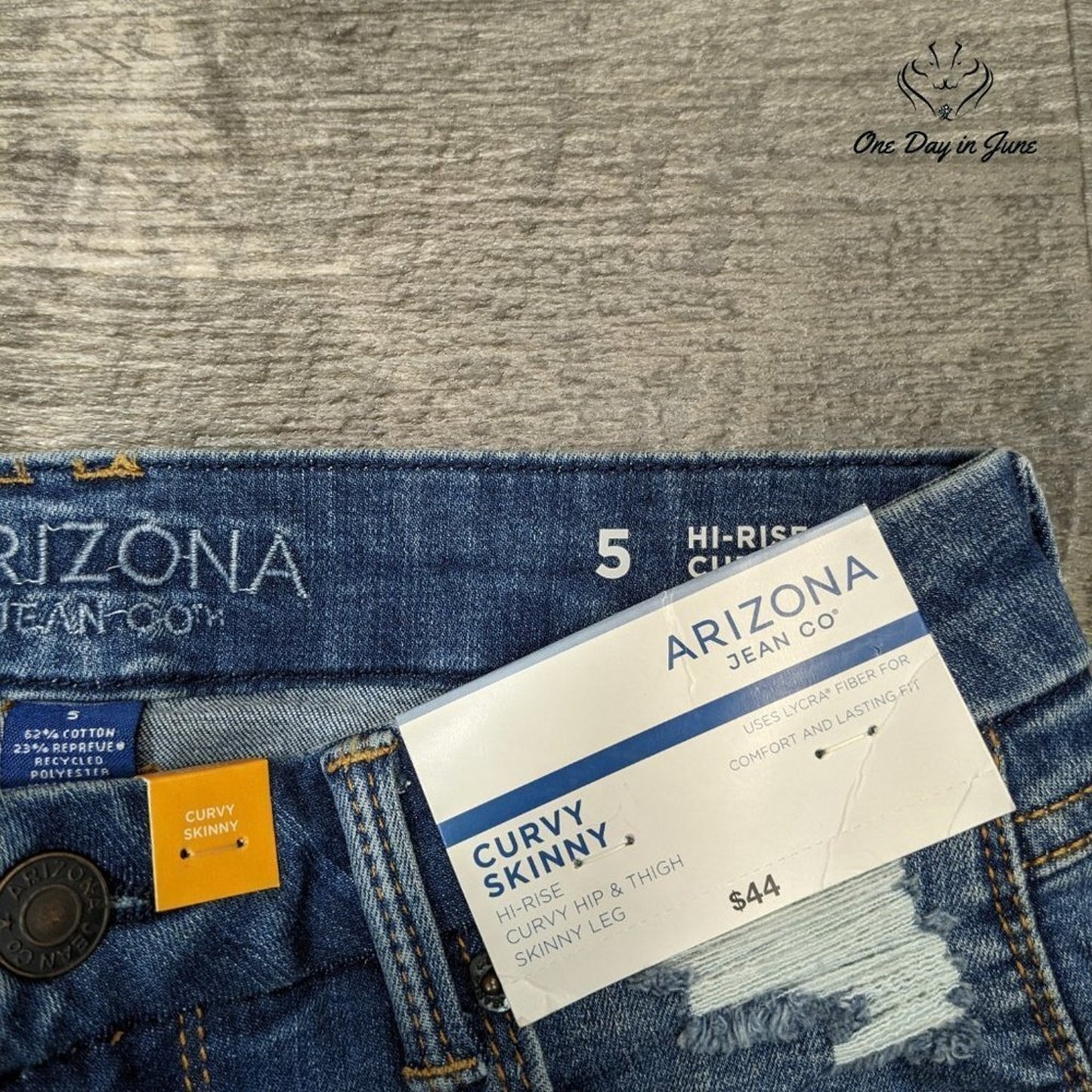 Arizona Jean Co. Juniors High Rise Curvy Skinny Size 5
