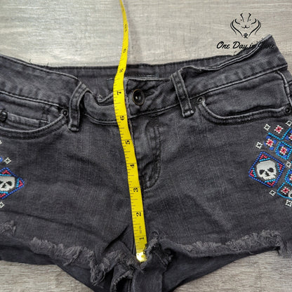 Black Heart Juniors Embroidered Low Rise Shorts Size 1