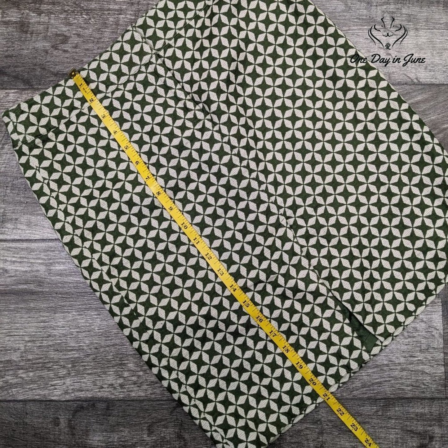 Loft Abstract Pencil Skirt Size 6