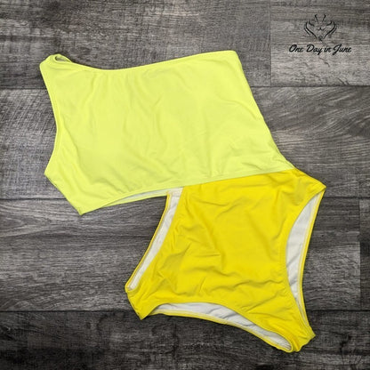 SweatyRocks One Shoulder One Piece Swimsuit Size XL