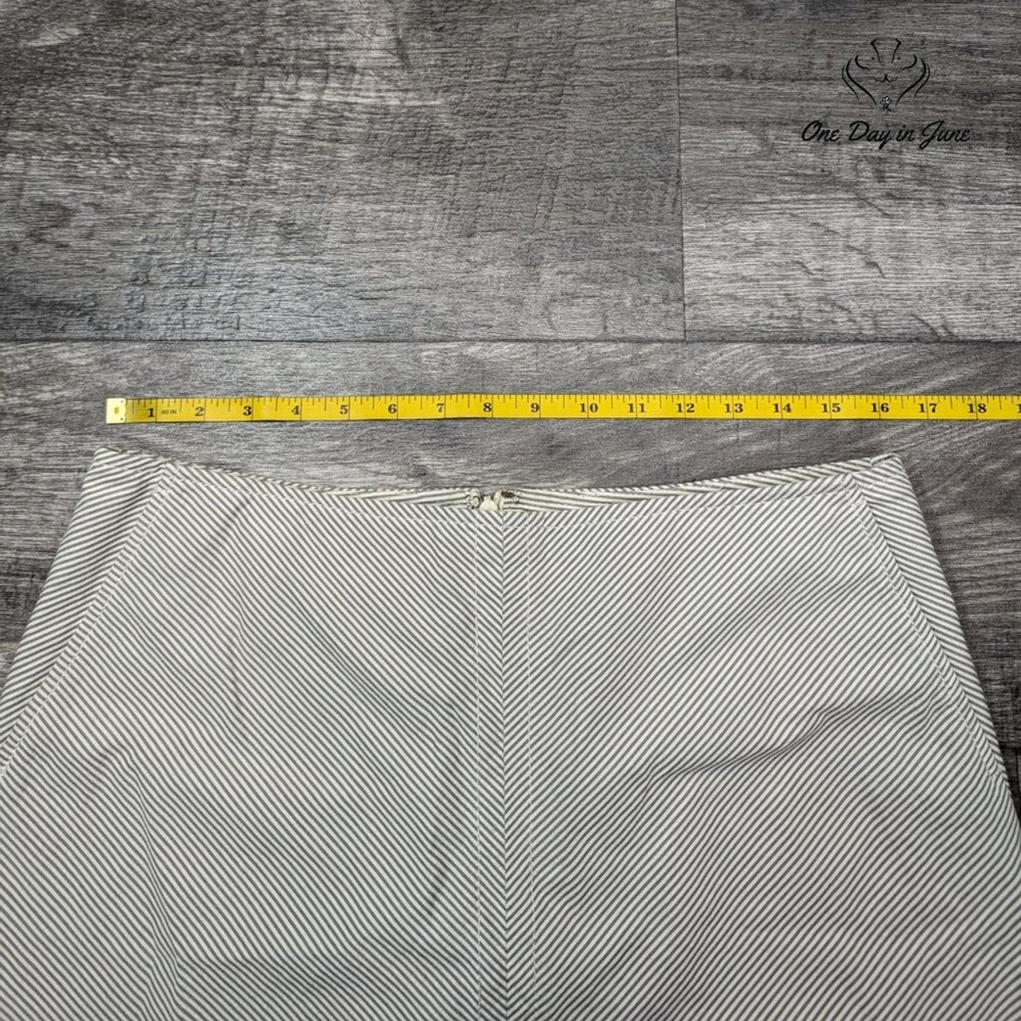 Banana Republic Striped Pocketed Mini Skirt Size 10