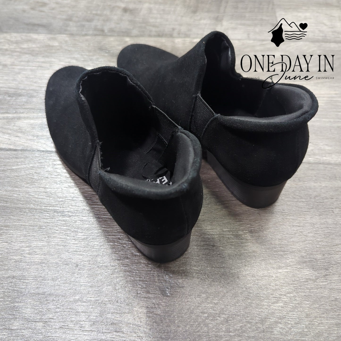 Kenneth Cole Reaction Slip On Heels Size 7