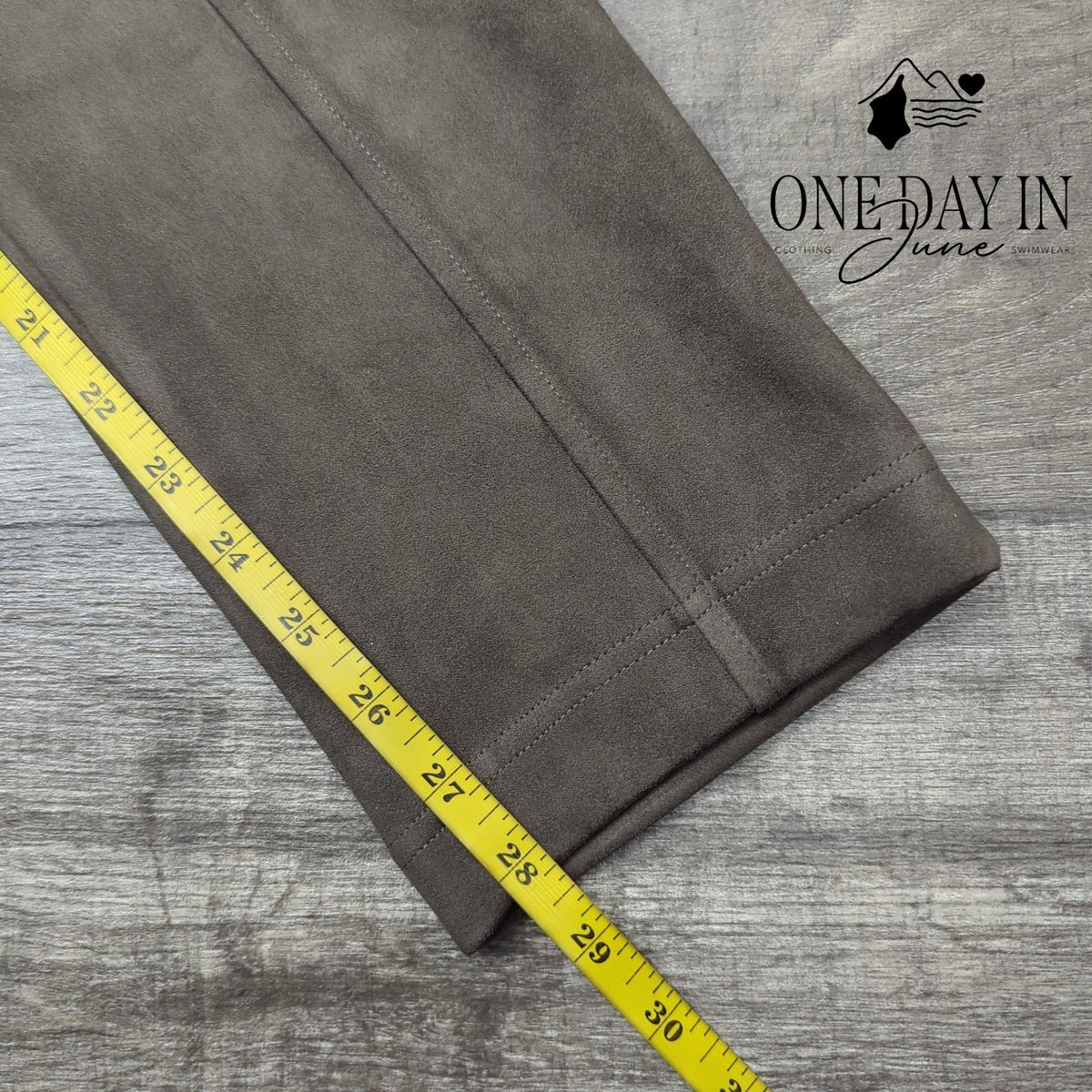Calvin Klein Faux Suede Pull On Pants Taupe Brown Pintuck Size L