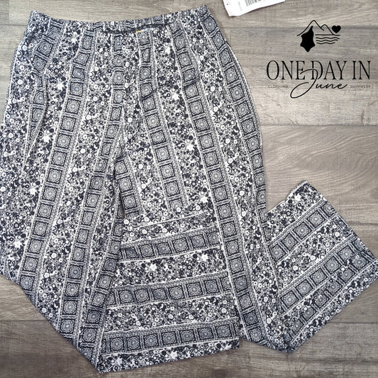 Sunny Leigh Casual Pull On Pants Size XL