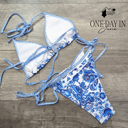 CharmLeaks Blue White Floral Paisley Triangle Tie Side Bikini Swimsuit Size M