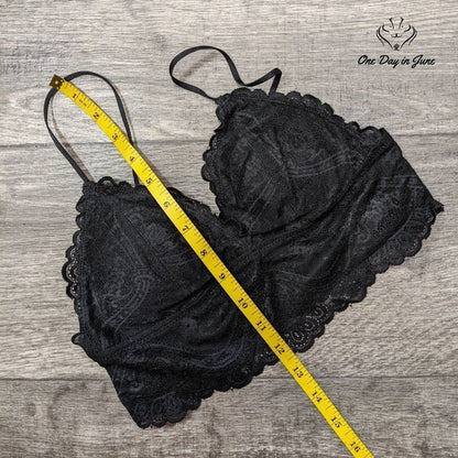 Amzbrly Padded Lace Bra Size M