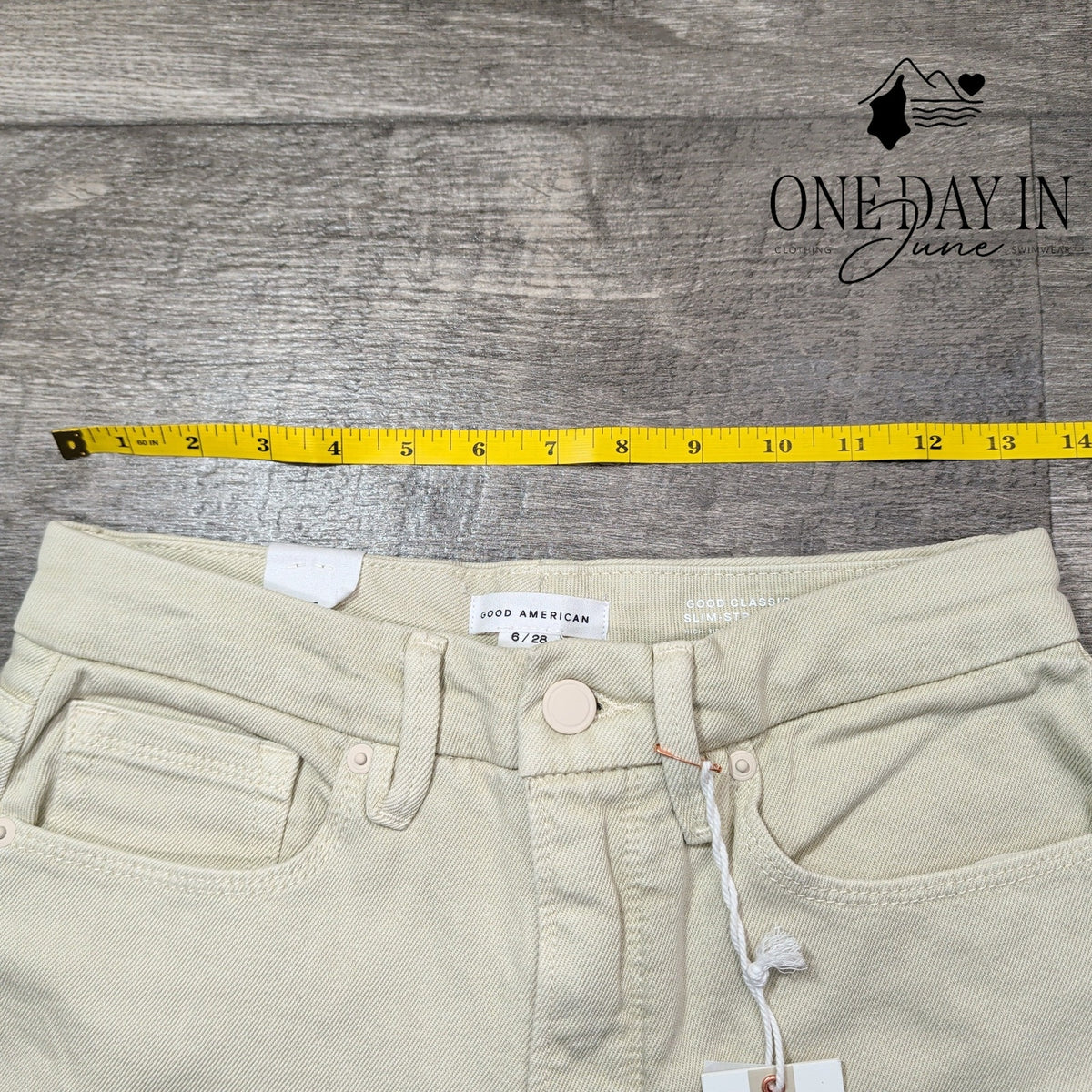 Good American Good Classic Slim Straight Jeans Bone High Rise NWT Size 6 (28)