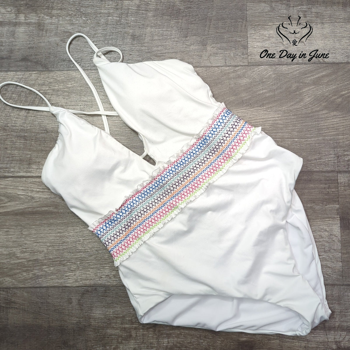 Bar III Smocking Solids Plunge One Piece Swimsuit White Rainbow NWT Size XL