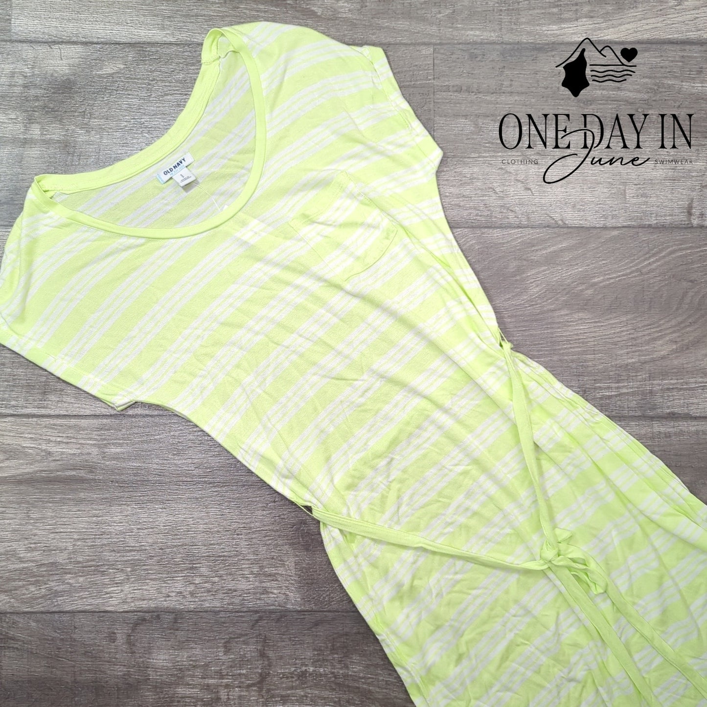 Old Navy Short Sleeve Mini Dress Size S