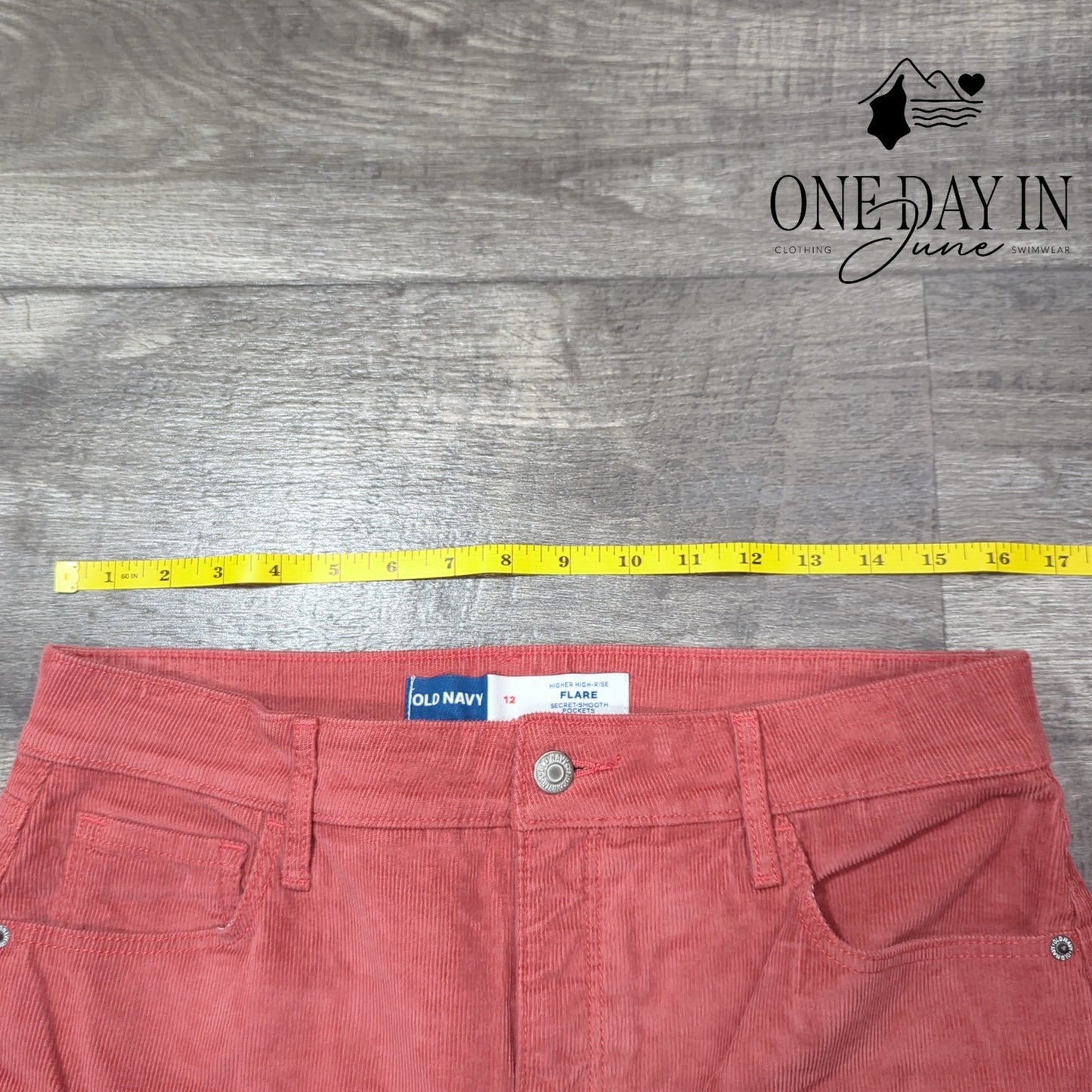 Old Navy Higher High Rise Flare Corduroy Pants Size 12
