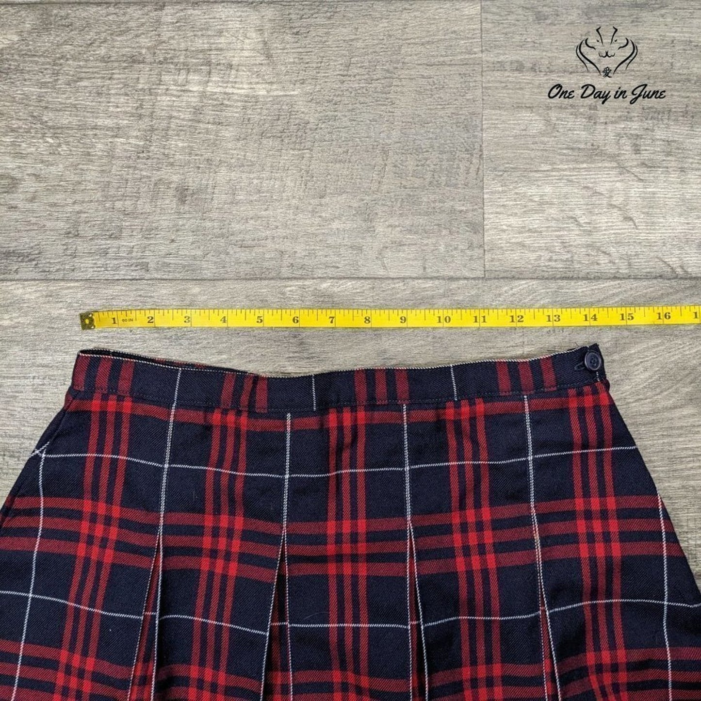 Land's End A Line Pleated Skirt Size 2