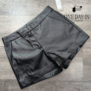 Kenneth Cole Faux Leather Shorts Size 2