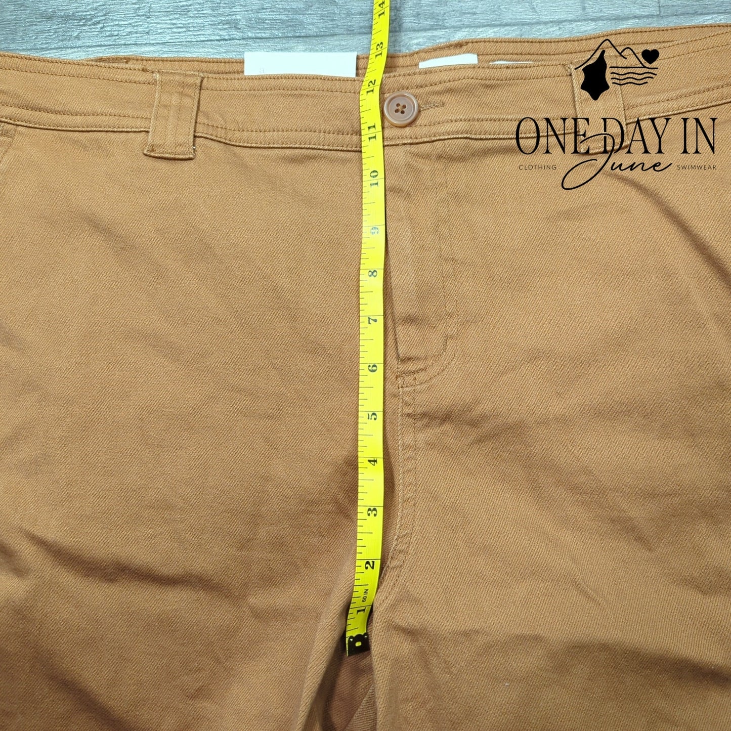 A New Day Plus Size Straight Leg Crop Jeans Size 18