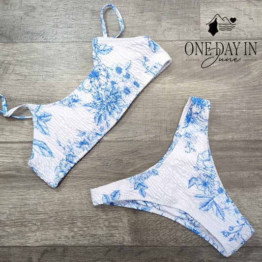 Volafa Smocked Crop Top Bikini Swimsuit Blue White Floral 2 Piece Size S