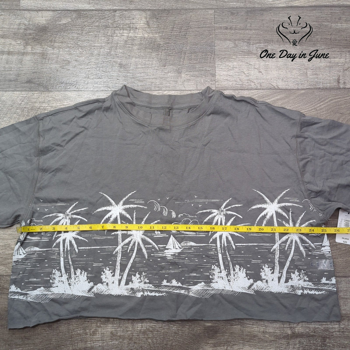 Flirtitude Cropped Graphic Tee Palm Trees Dark Gull Gray NWT Size XXL