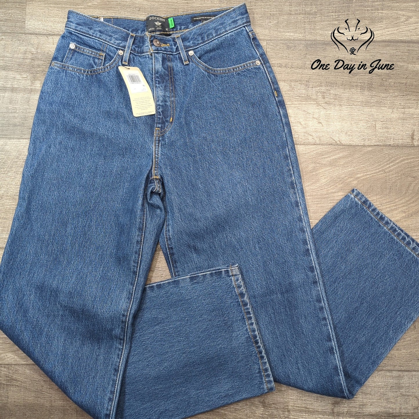Dockers Mid Rise Relaxed Jeans Size 25 (2)