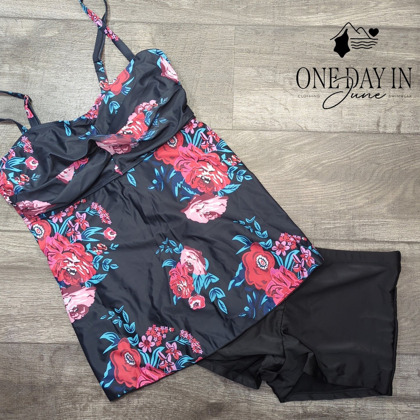 Adisputent Floral Boyshort Tankini Swimsuit Size XL