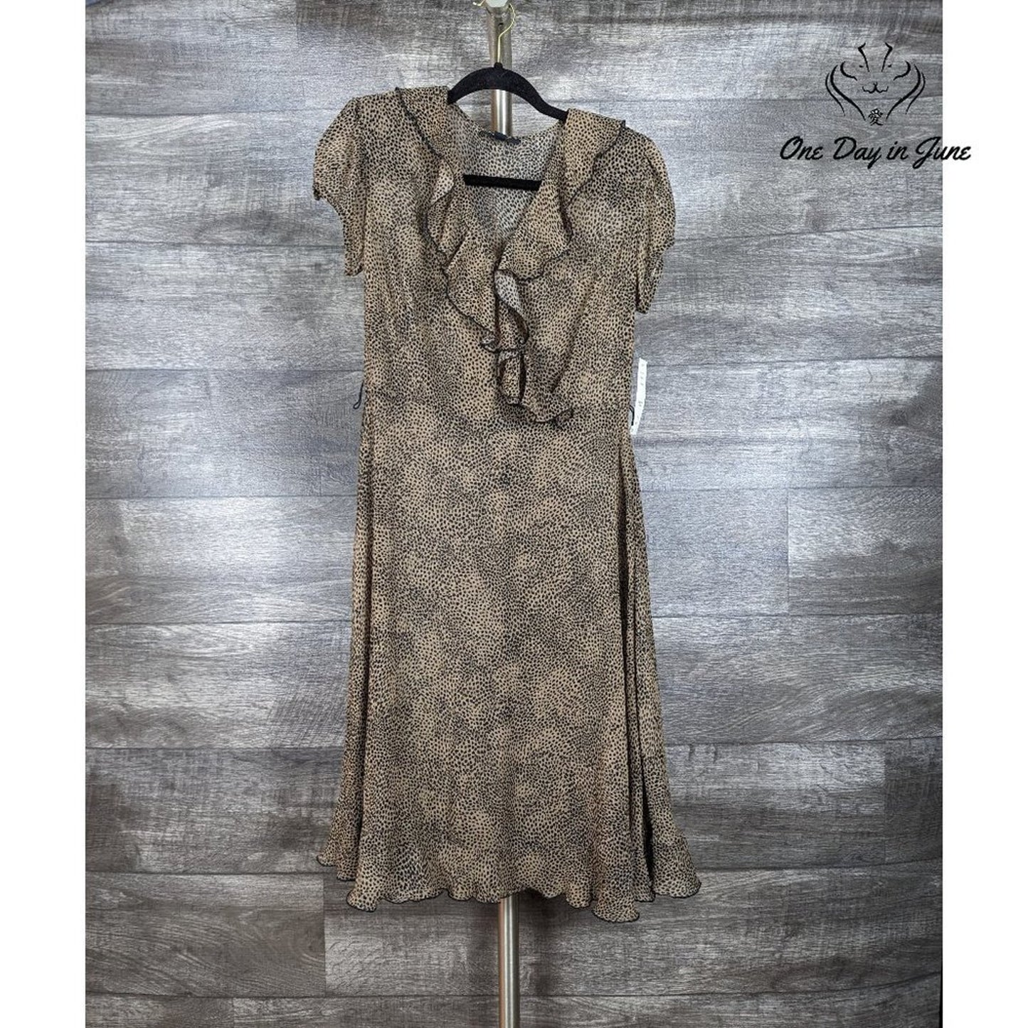 MSK Petite Sheer Ruffle Collar Dress Size 8P