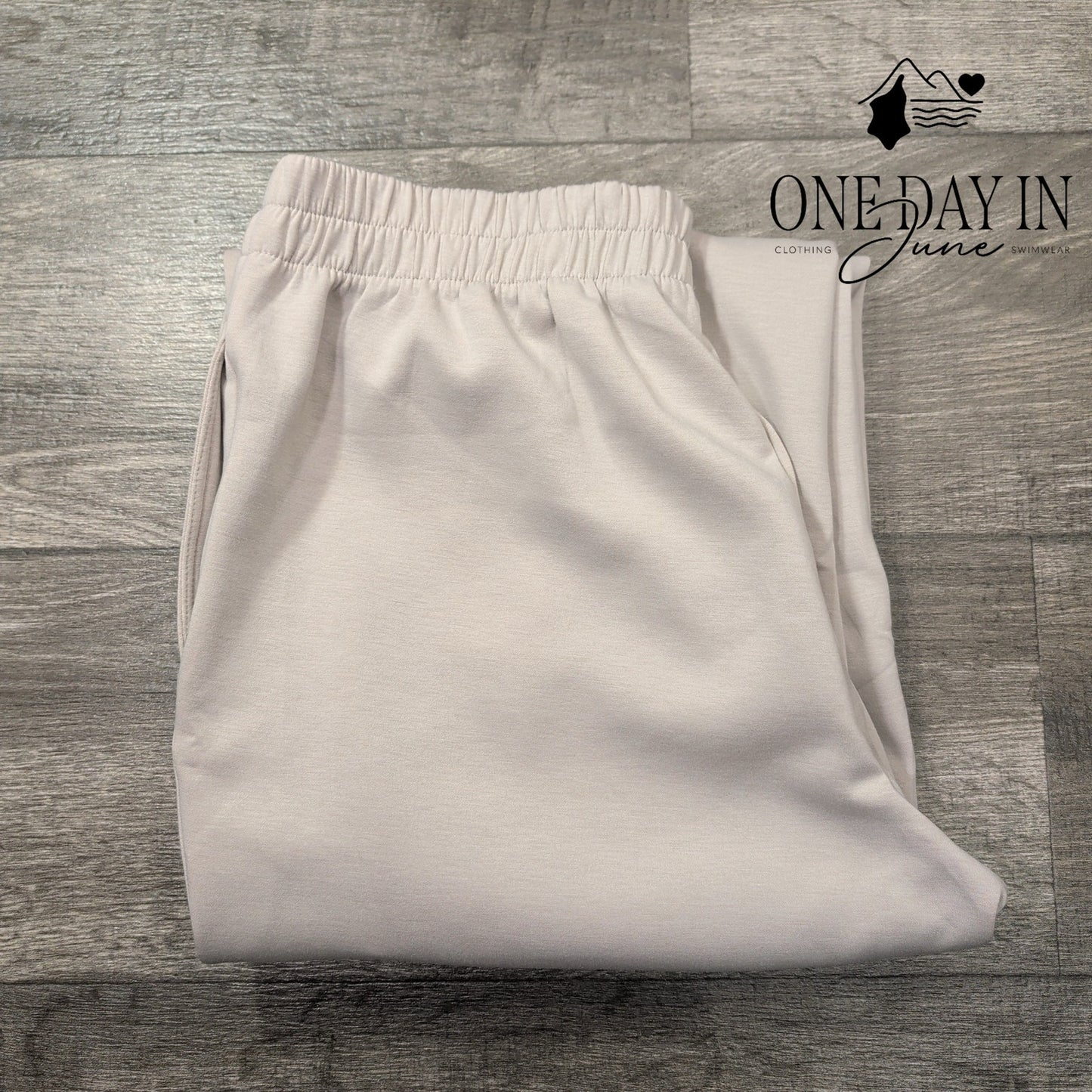 Dear Scarlet Pull On Sweatpants Size XL