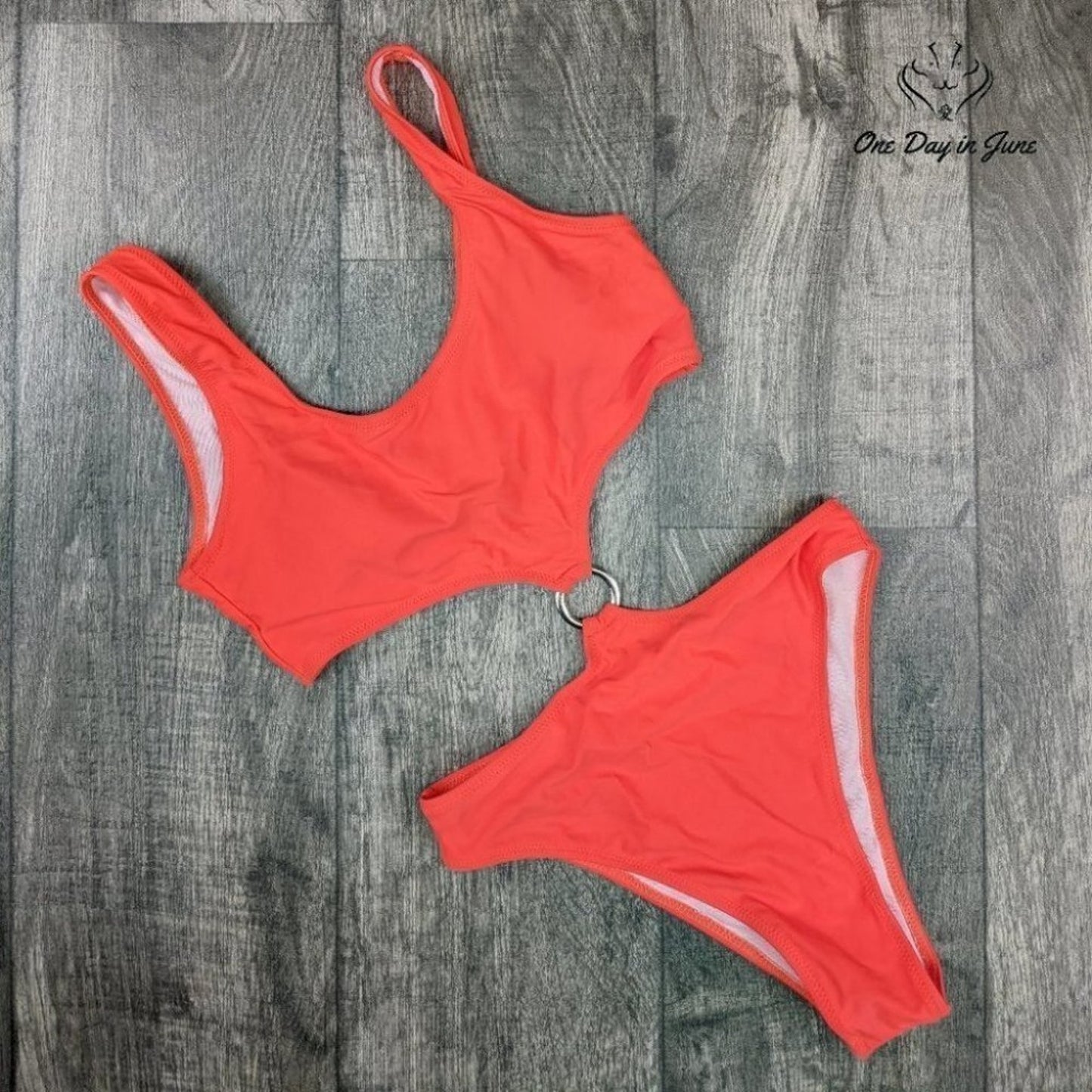 Amzbrly Crop Top One Piece Cut Out Monokini With Metal Ring Size M