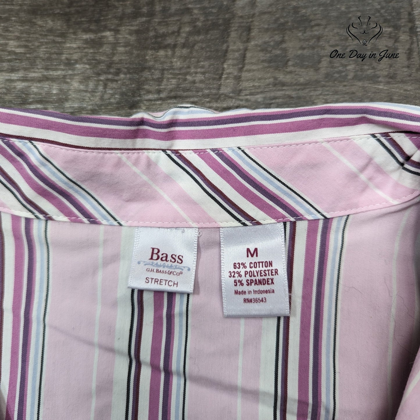 G.H. Bass Vintage Button Down Top Size M