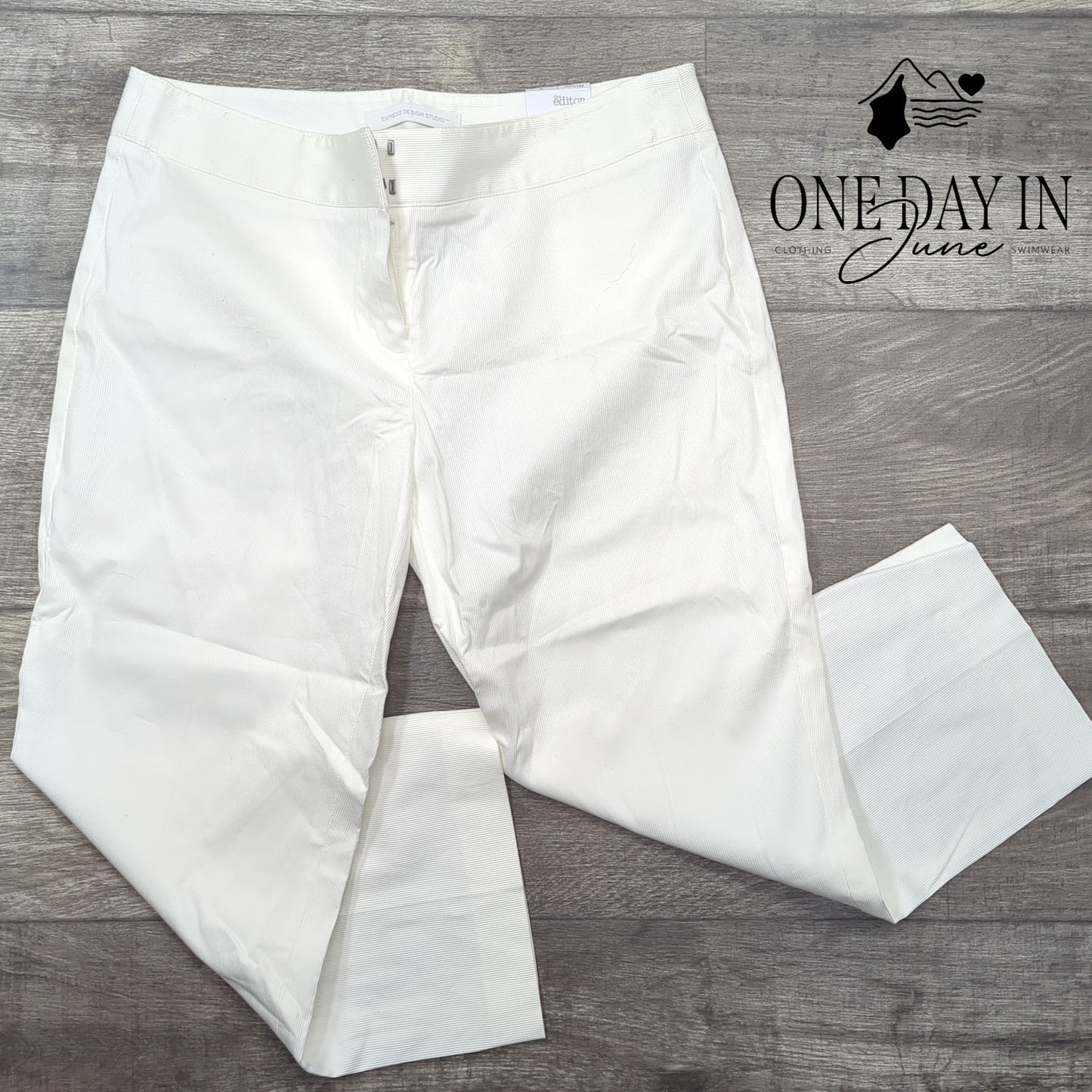 Express The Editor Low Rise Crop Pants Size 8