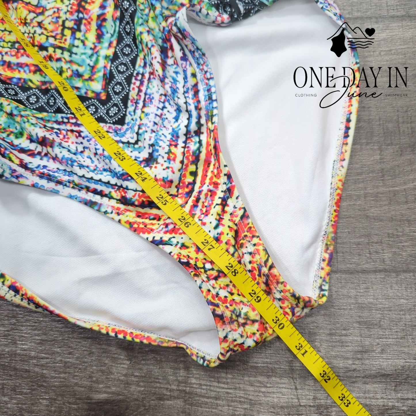 Meet.Curve Molded Cup One Piece Swimsuit Size XL