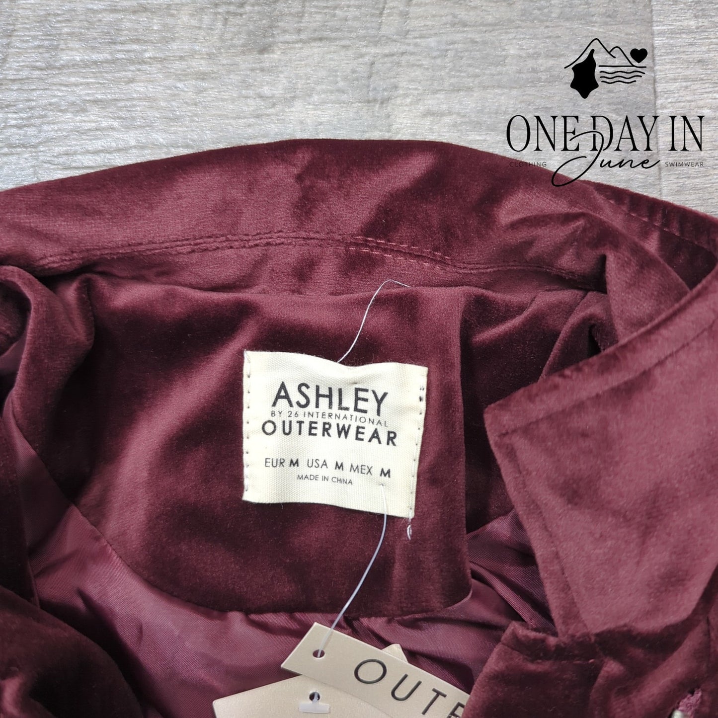 Ashley by 26 International Zip Front Velour Jacket Size M
