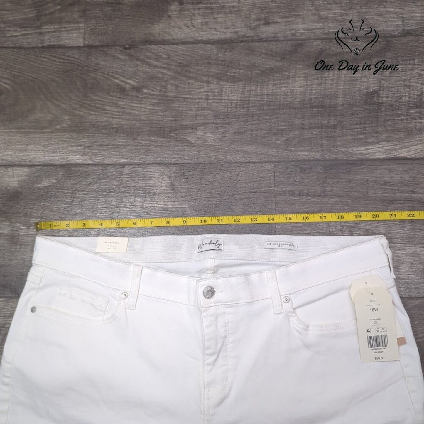 Wonderly Plus Size Mid Rise Skinny Crop Jeans White NWT $59.50 Size 18W