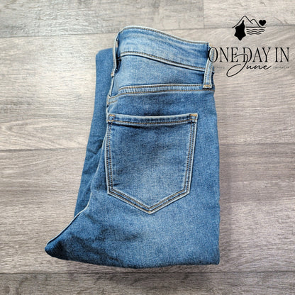 Old Navy Rockstar Super Skinny Built In Warm High Rise Jeans NWT Size 4