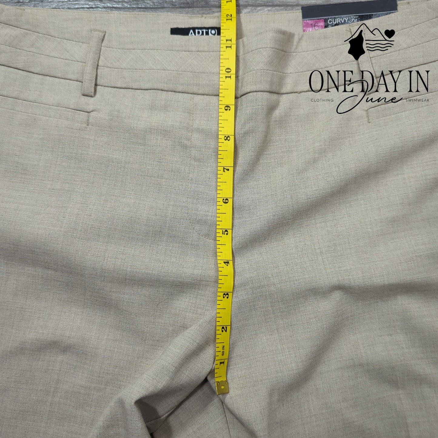 Apt. 9 Curvy Straight Leg Capri Pants Size 16