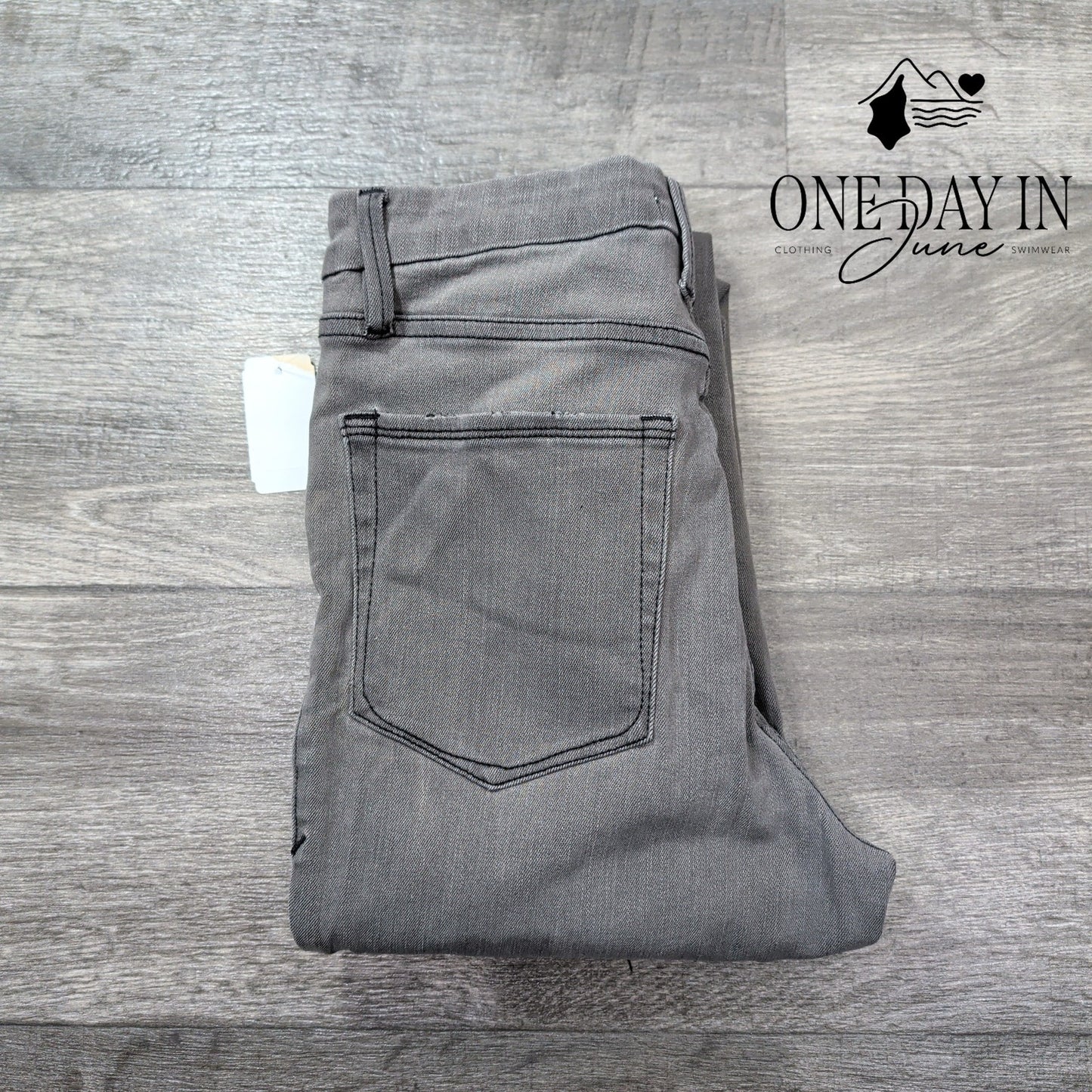 Good American Good Waist High Waist Skinny Raw Hem Jeans Size 8