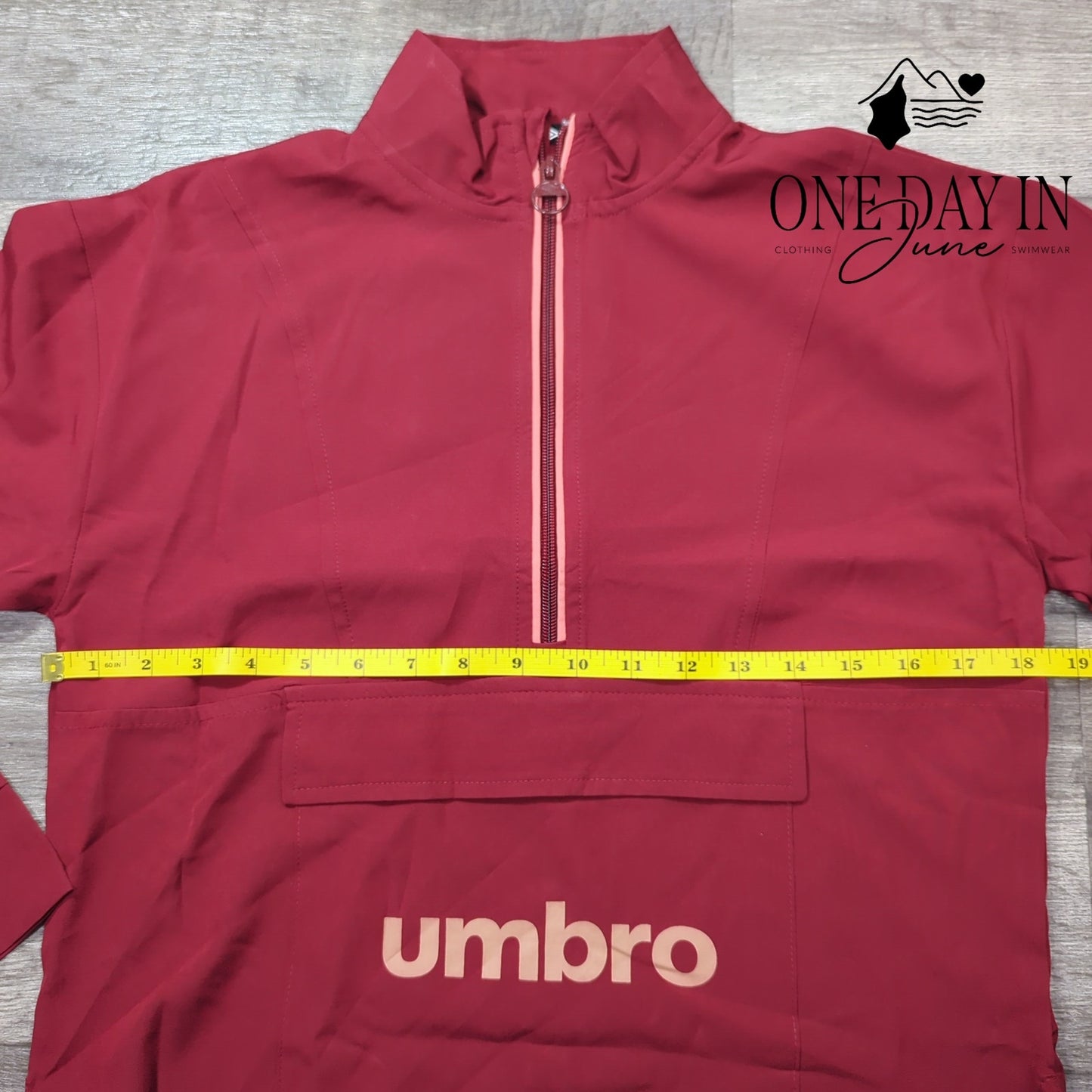 Umbro Half Zip Pull Over Soccer Jacket Size M (10/12)