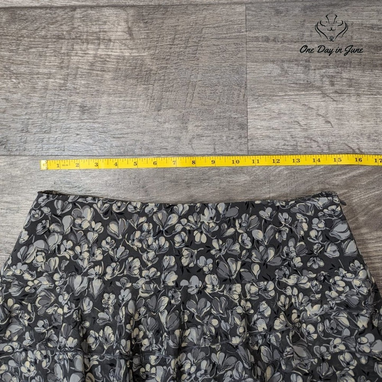 Loft Petite Tiered Floral Lined Skirt Size 6P