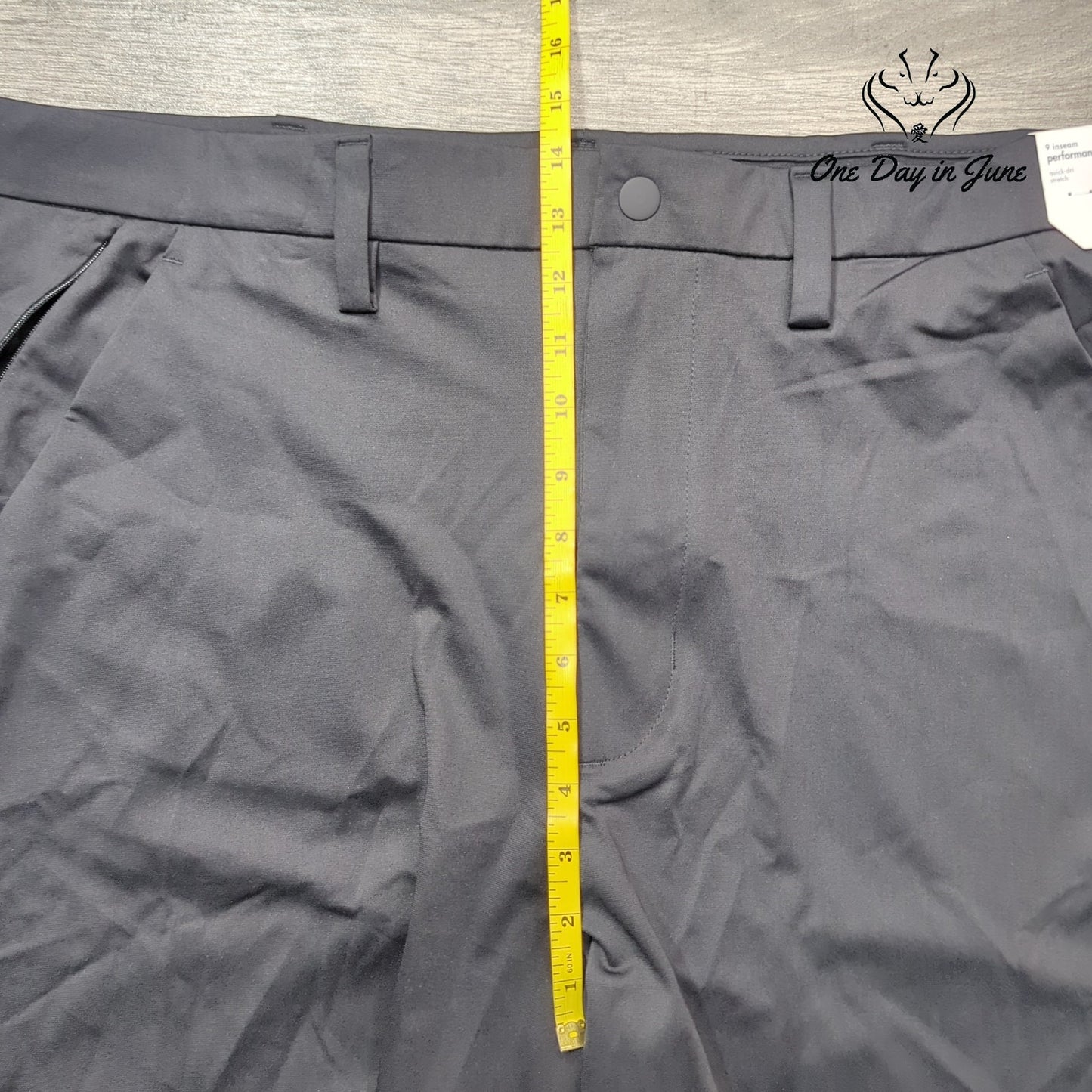 Stylus Performance Chino Shorts Size 40