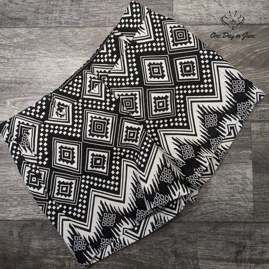 Dalia Collection Geometric Chino Shorts Size 4