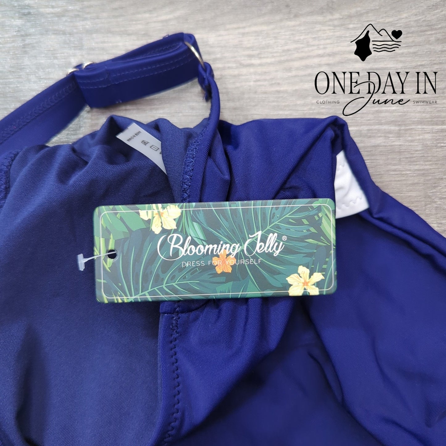 Blooming Jelly Cross Front One Piece Swimsuit Size L