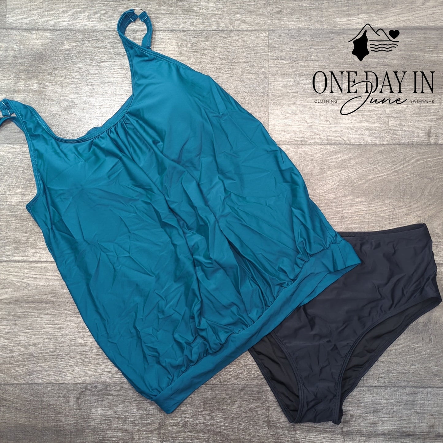 Yonique Blouson Tankini Swimsuit Size L