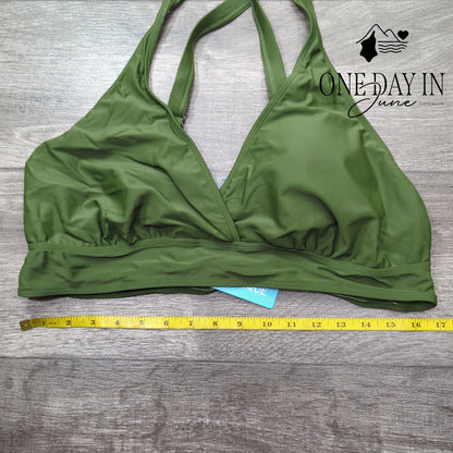 Yonique Plus Size Bikini Top Size 18W