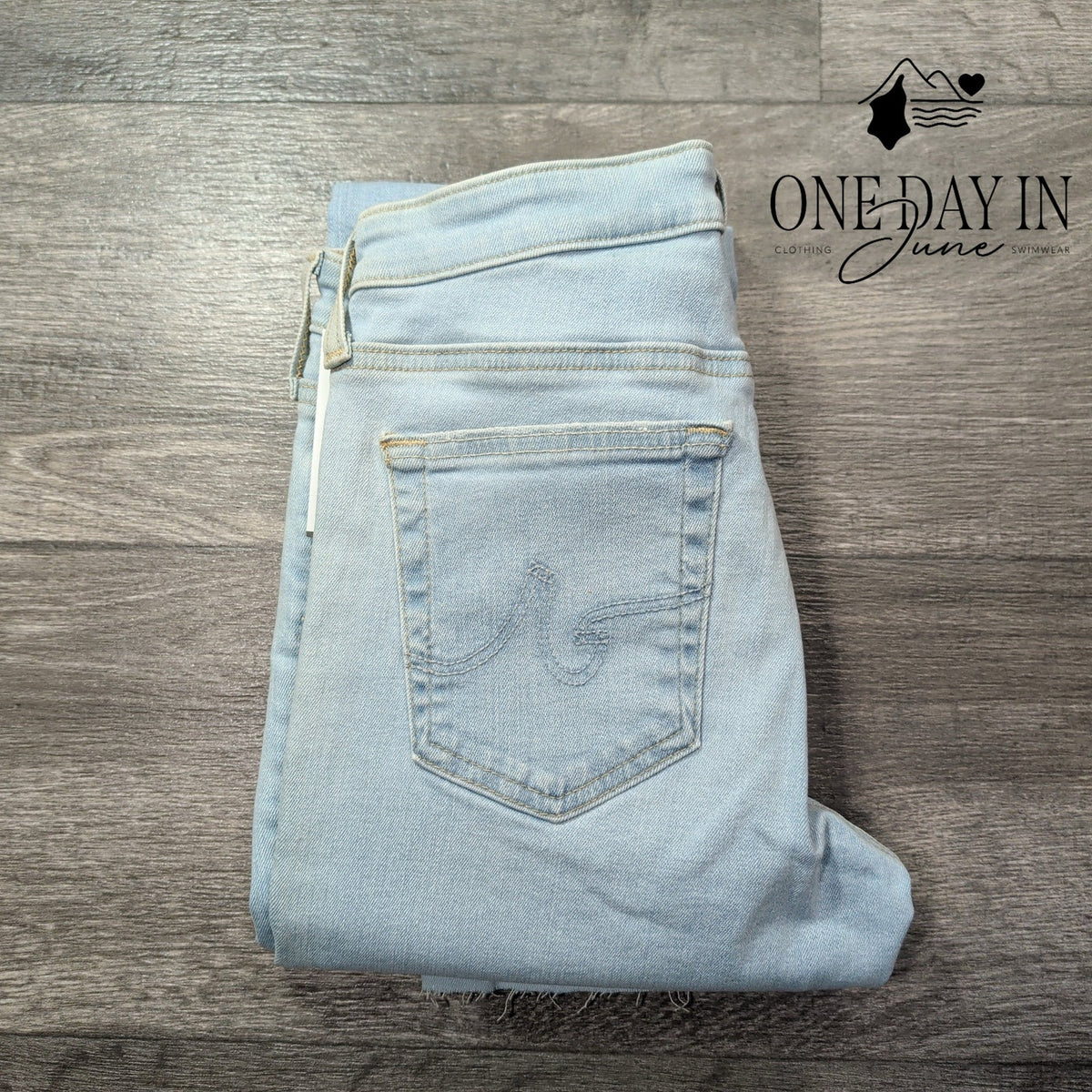 AG Adriano Goldschmied Prima Cigarette Ankle Jeans Light Wash NWT Size 4 (27)